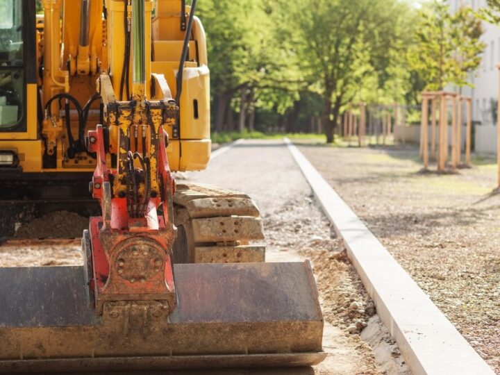 Nowa droga Dobra – Brzeżawa: Bezpieczniejszy dojazd i komfort dla mieszkańców!