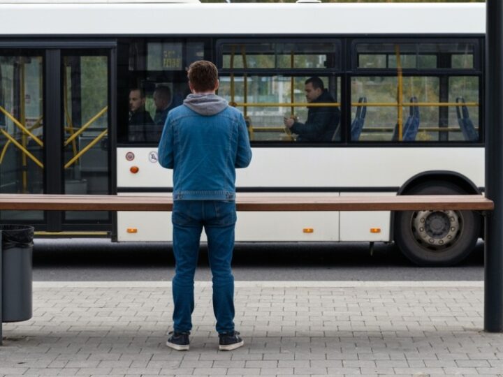 Dodatkowe kursy MKS na Wszystkich Świętych – sprawdź, jak dojechać!