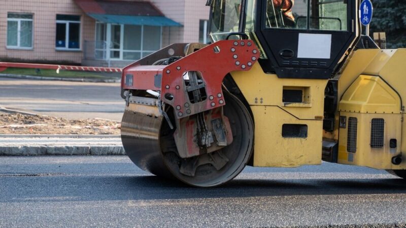 Nowe drogi w Sanoku: komfort i bezpieczeństwo dla pieszych i kierowców