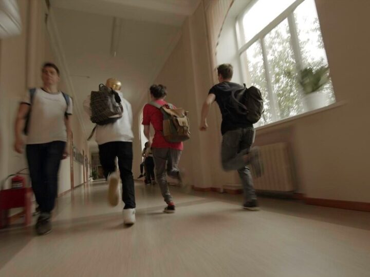 Literacka Uczta w Sanoku: Uczniowie i Goście Świętują Narodowe Czytanie