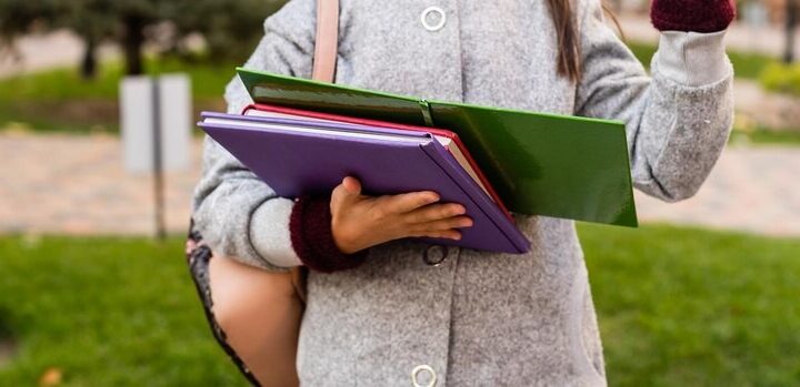 Wzmocnienie doradztwa zawodowego: praktyczne podejście do młodzieżowych projektów