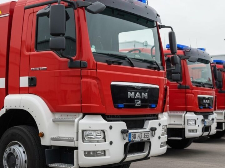 Nowoczesne Zestawy Ochrony dla Strażaków w Komańczy