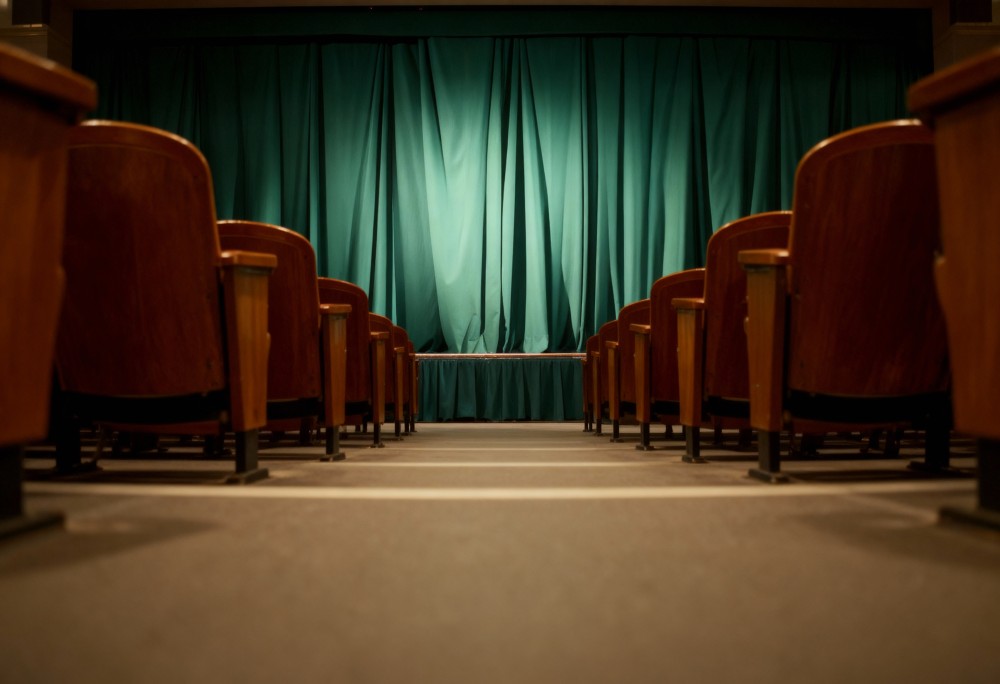 Kobiece historie w rytmie komedii – odkryj „Receptę na szczęście”!