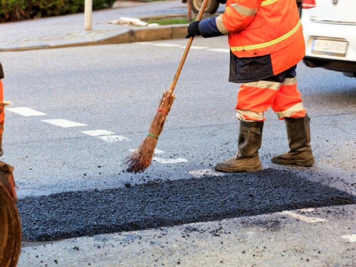 Zamknięcie drogi powiatowej 2050R Grabownica przez wieś w km 0+593 – 1+373 w miejscowości Grabownica Starzeńska