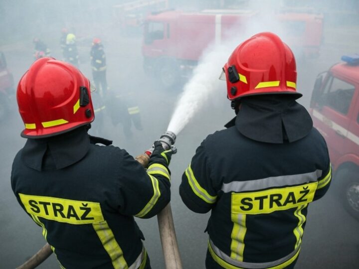 Czadowa Straż w Sanoku: Mieszkańcy zyskali czujki i wiedzę o bezpieczeństwie pożarowym