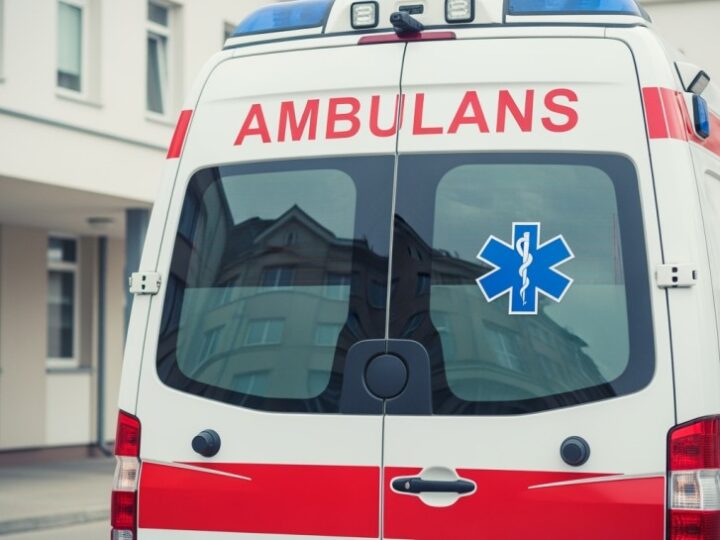 Nowoczesny ambulans i garaż w Cisnej: Szybsza pomoc w Bieszczadach!
