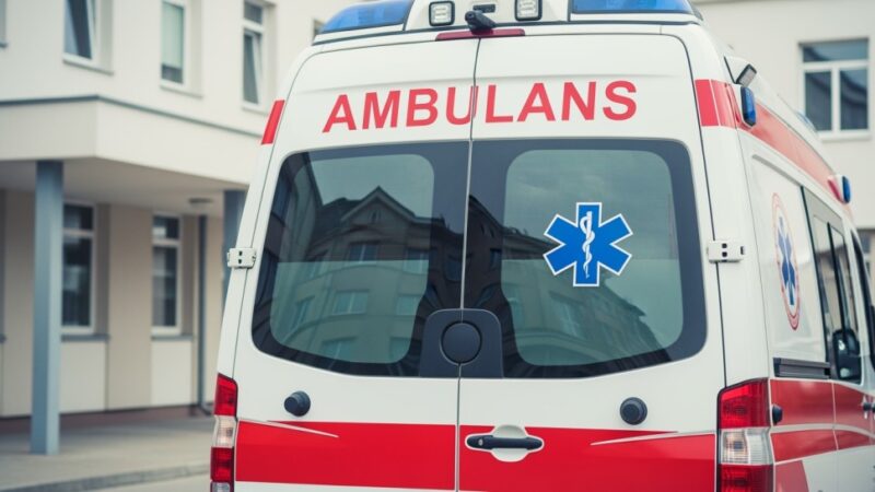 Nowoczesny ambulans i garaż w Cisnej: Szybsza pomoc w Bieszczadach!