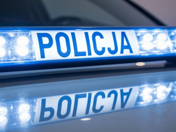 Policjanci z Sanoka w akcji: Odzyskali skradziony portfel i zyskali wdzięczność mieszkańców