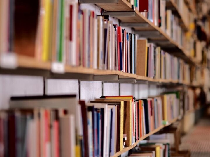 Odkryj magiczny świat Jana Brzechwy w bibliotece