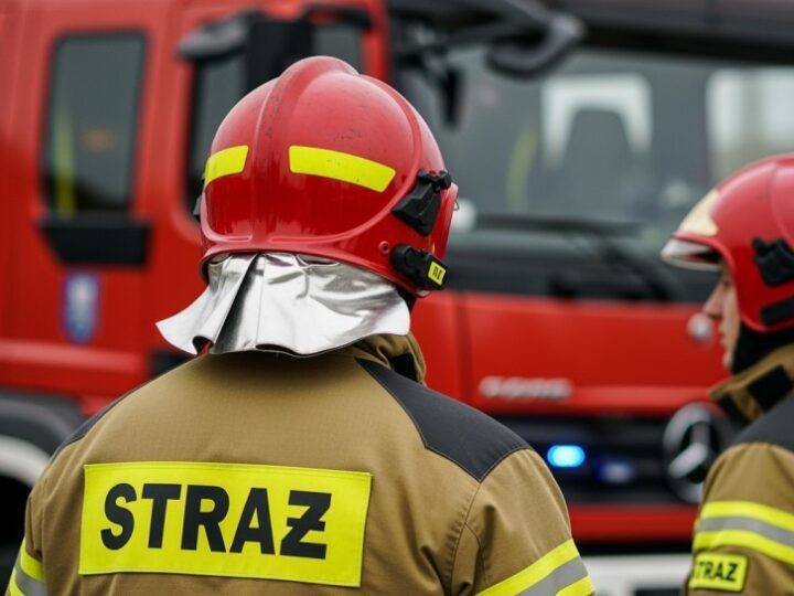 Młodzież odkrywa tajniki strażackiego rzemiosła w Brzozowie