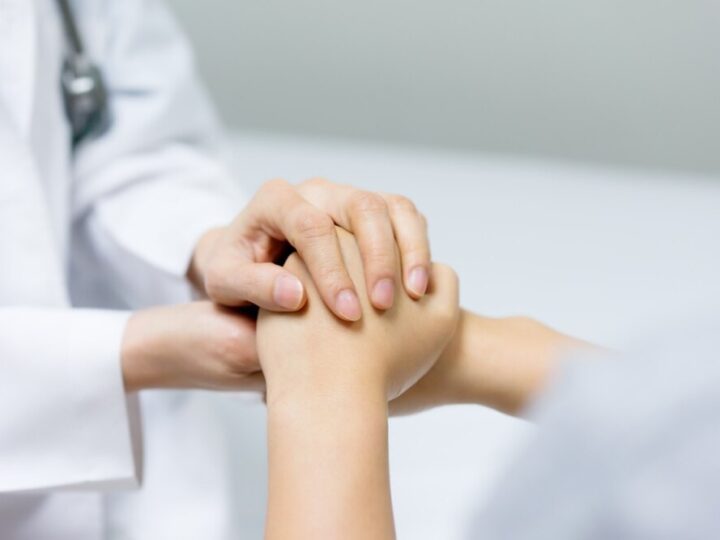 Nowi bohaterowie pielęgniarstwa z Sanoka: uroczystość czepkowania absolwentów