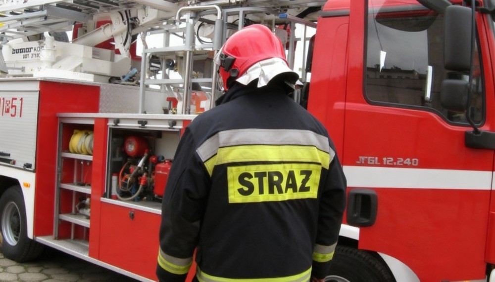 Lokalni przedsiębiorcy wspierają młodych strażaków w Besku!