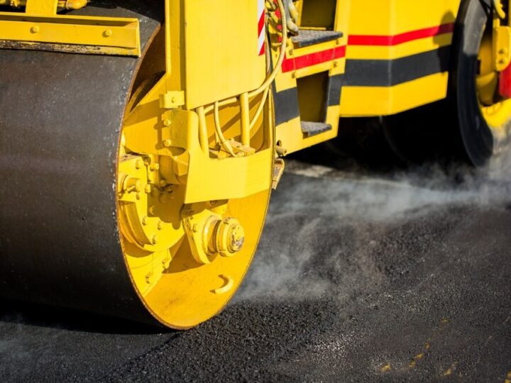 Inwestycja drogowa w Odrzechowej: nowy most i lepsza infrastruktura dla gminy