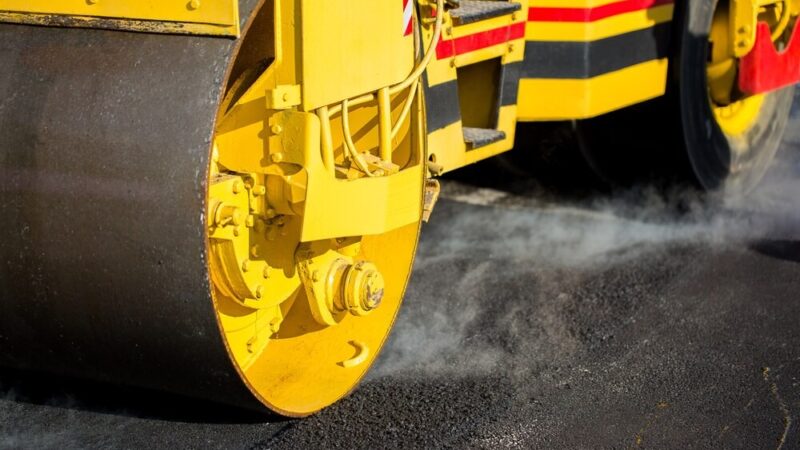 Inwestycja drogowa w Odrzechowej: nowy most i lepsza infrastruktura dla gminy