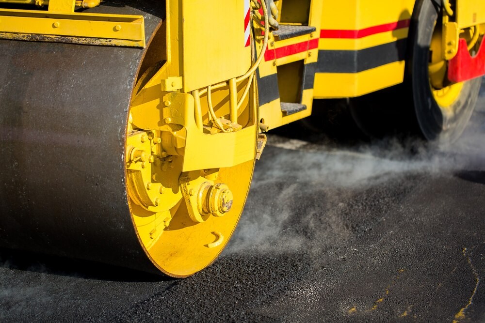 Inwestycja drogowa w Odrzechowej: nowy most i lepsza infrastruktura dla gminy