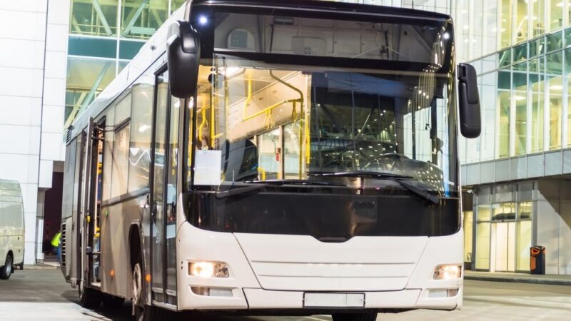 Dodatkowe kursy autobusowe w Sanoku na Dzień Wszystkich Świętych